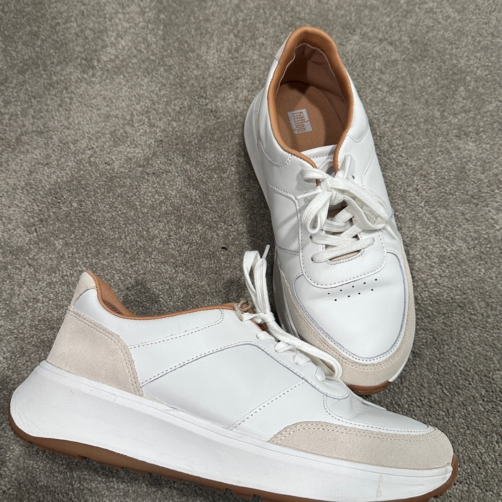 Fit Flop White and Tan Sneakers